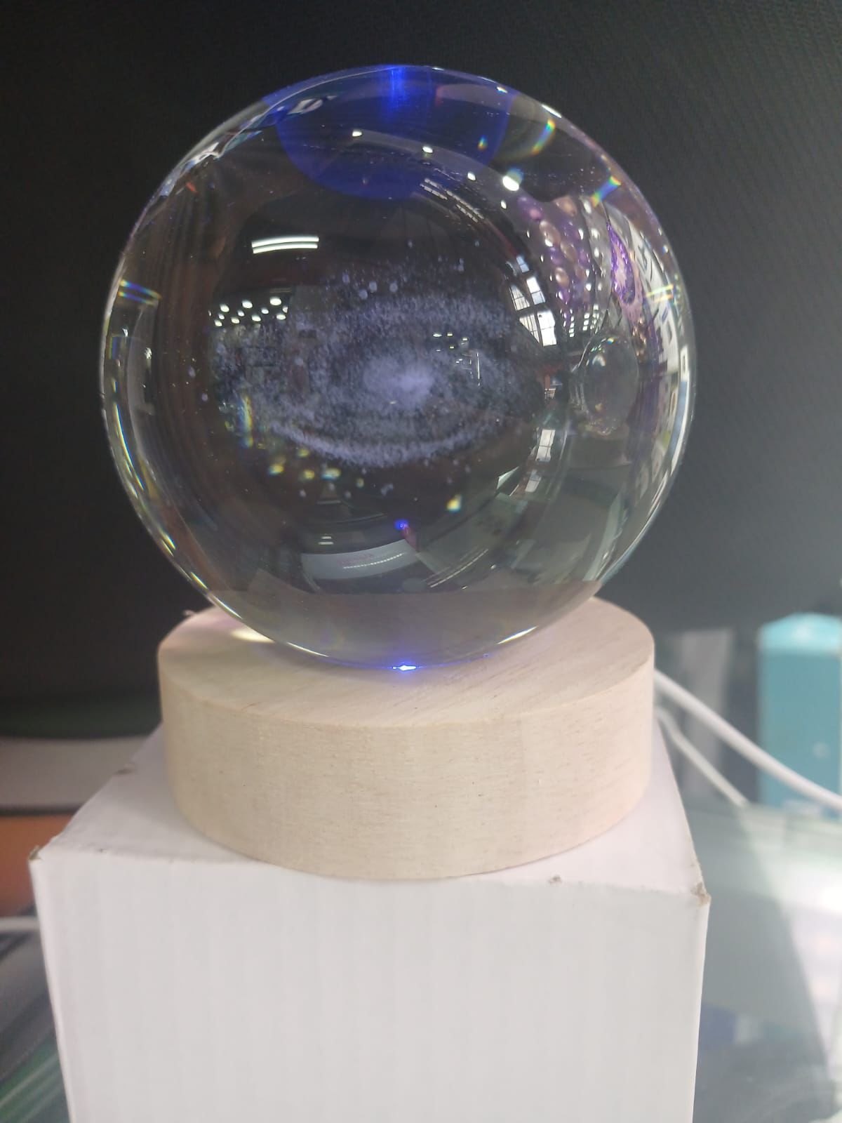 Vista 5 de Lampara Saturno - DISEÑO: Sistema Solar